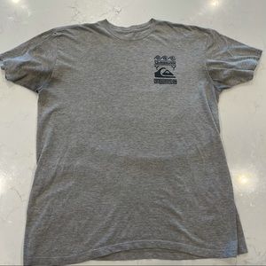 Men’s Quiksilver Large T-Shirt